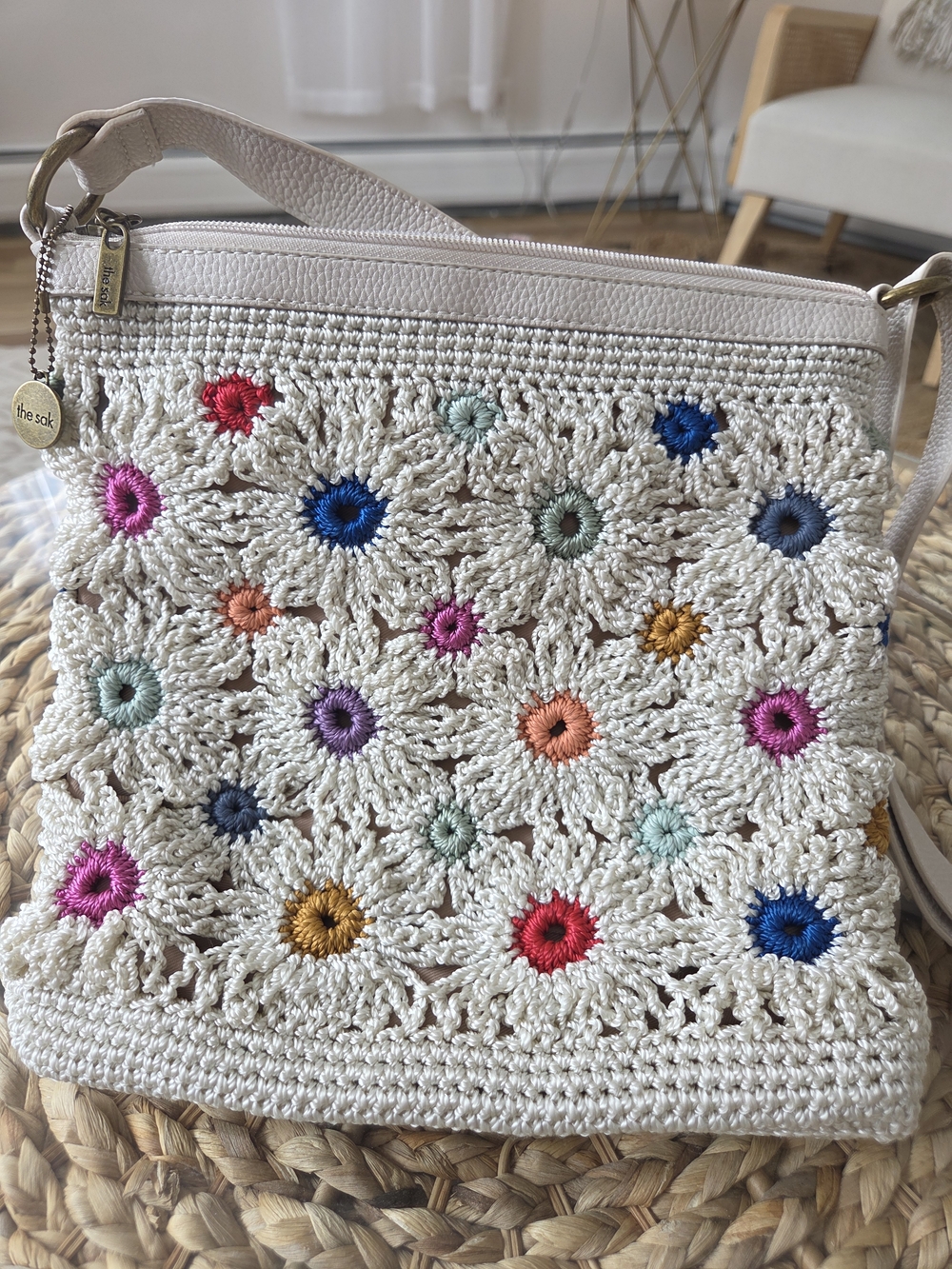 *NWOT* The Sak Crochet Crossbody Floral - Picture 6 of 9